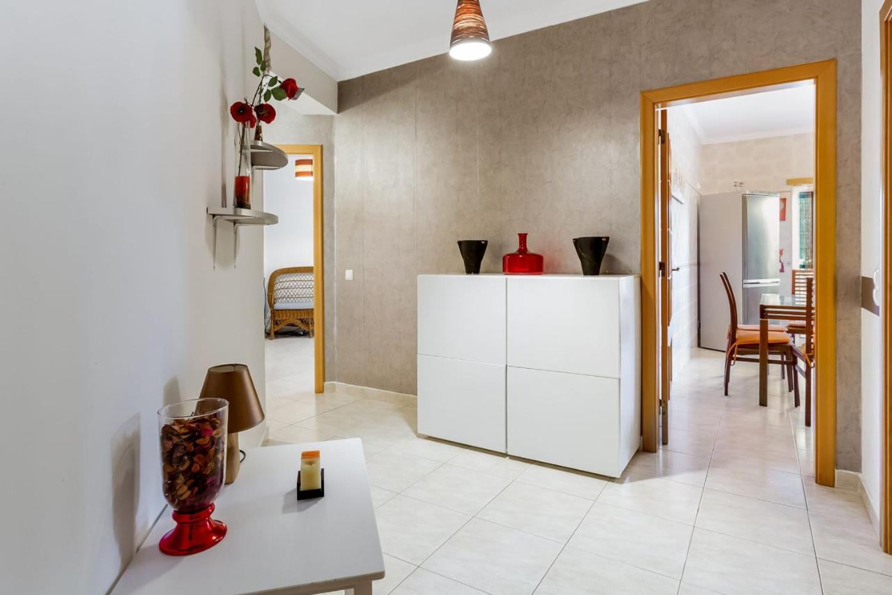 Armação de Pêra Spacious 2 Bdr Apartment W/ Patio By Lovelystay מראה חיצוני תמונה